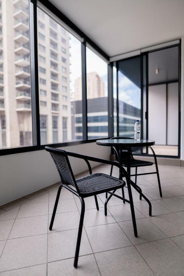 91 Liverpool Street, World Tower Apartment Sydney Luaran gambar